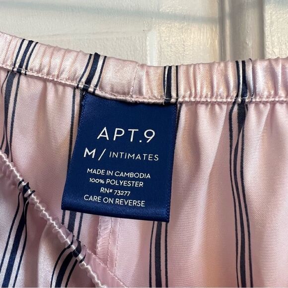Apt. 9 striped women's satin pajama set (medium) - Picture 8 of 9